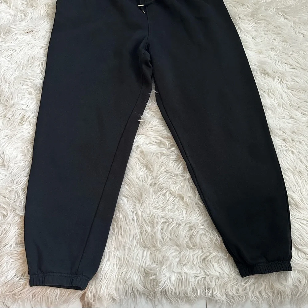 Forever 21 Basic Fleece Drawstring Joggers - Picture 4 of 7